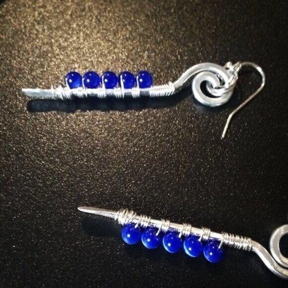 Unique Wire Wrapped Dangle Earrings! Blue CatsEye Beads! Lightweight!!! - Picture 10 of 11
